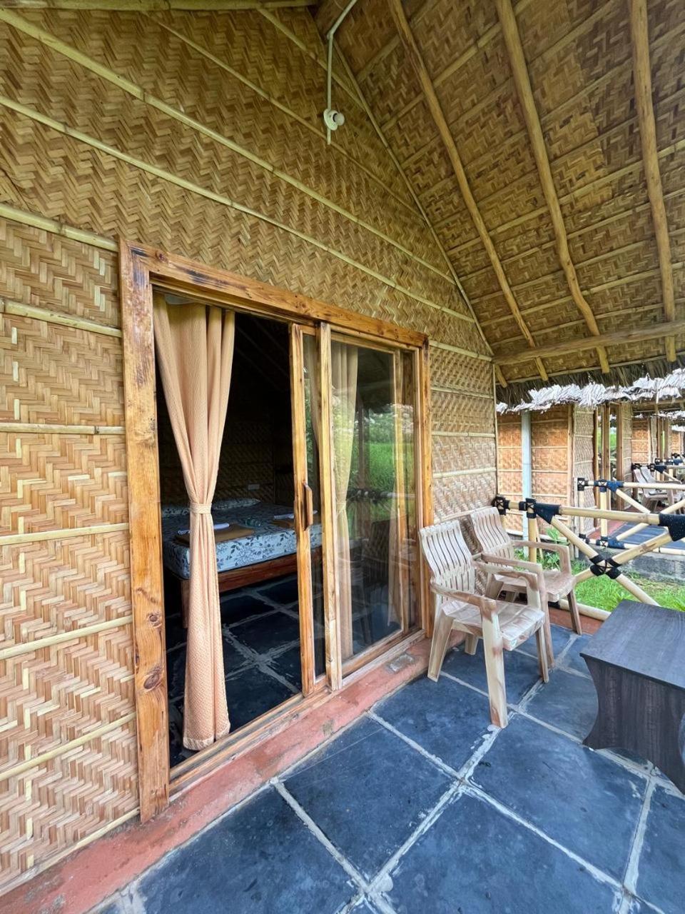 Hampi Rasta Cafe Hotel Bagian luar foto